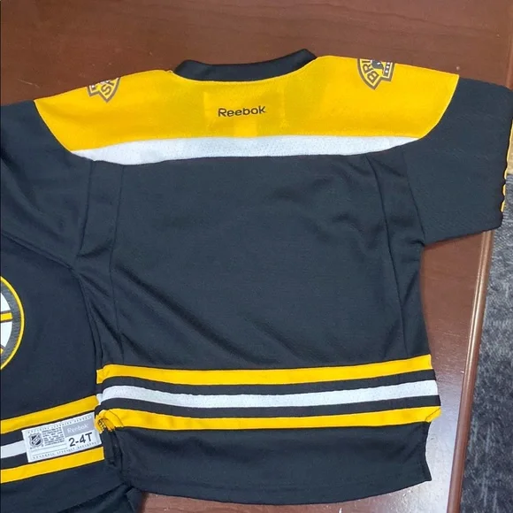 BRUINS Reebok Kids Black and Yellow Hockey Jersey 2-4T